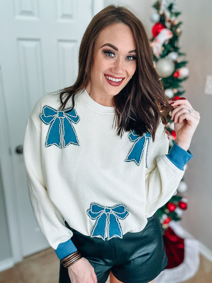 Bows and Kisses Sweater Top - Southern Divas Boutique