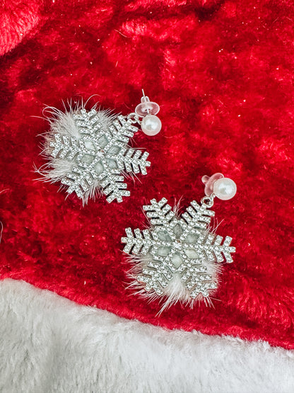 Snowy Snowflake Feather Earrings - Silver - Southern Divas Boutique