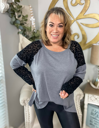 Seasonal Shift Top - Southern Divas Boutique